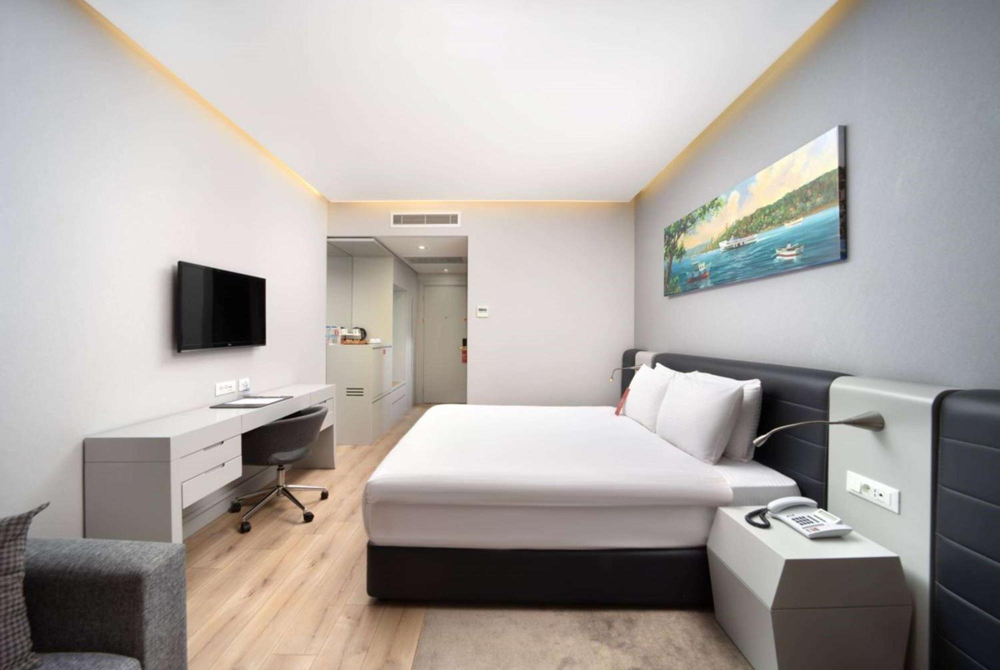Ramada Plaza By Wyndham Istanbul Atakoy Hotel Eksteriør billede